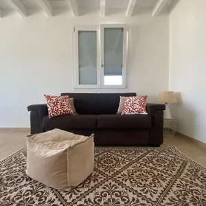 https://rossini-penthouse.in-sardinia.net