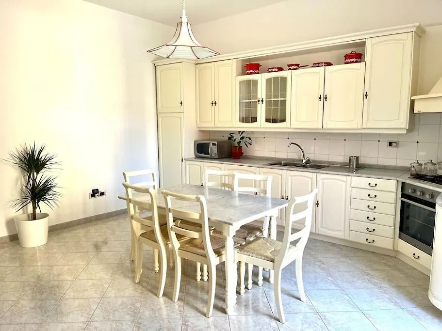 A Casa Di Nonna Anna Apartment Porto Azzurro Italy
